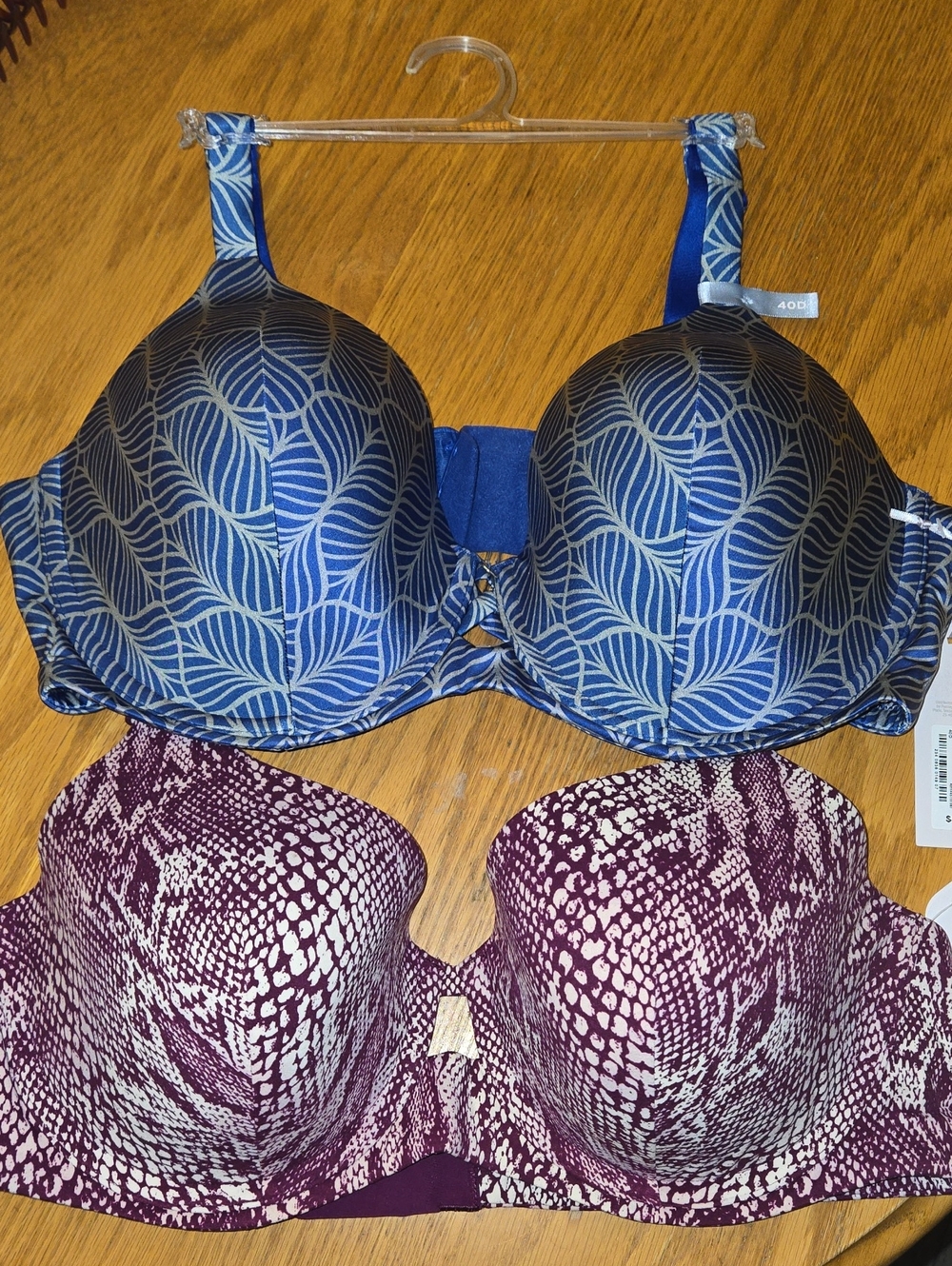 NWT Two Ambrielle Print and Bras